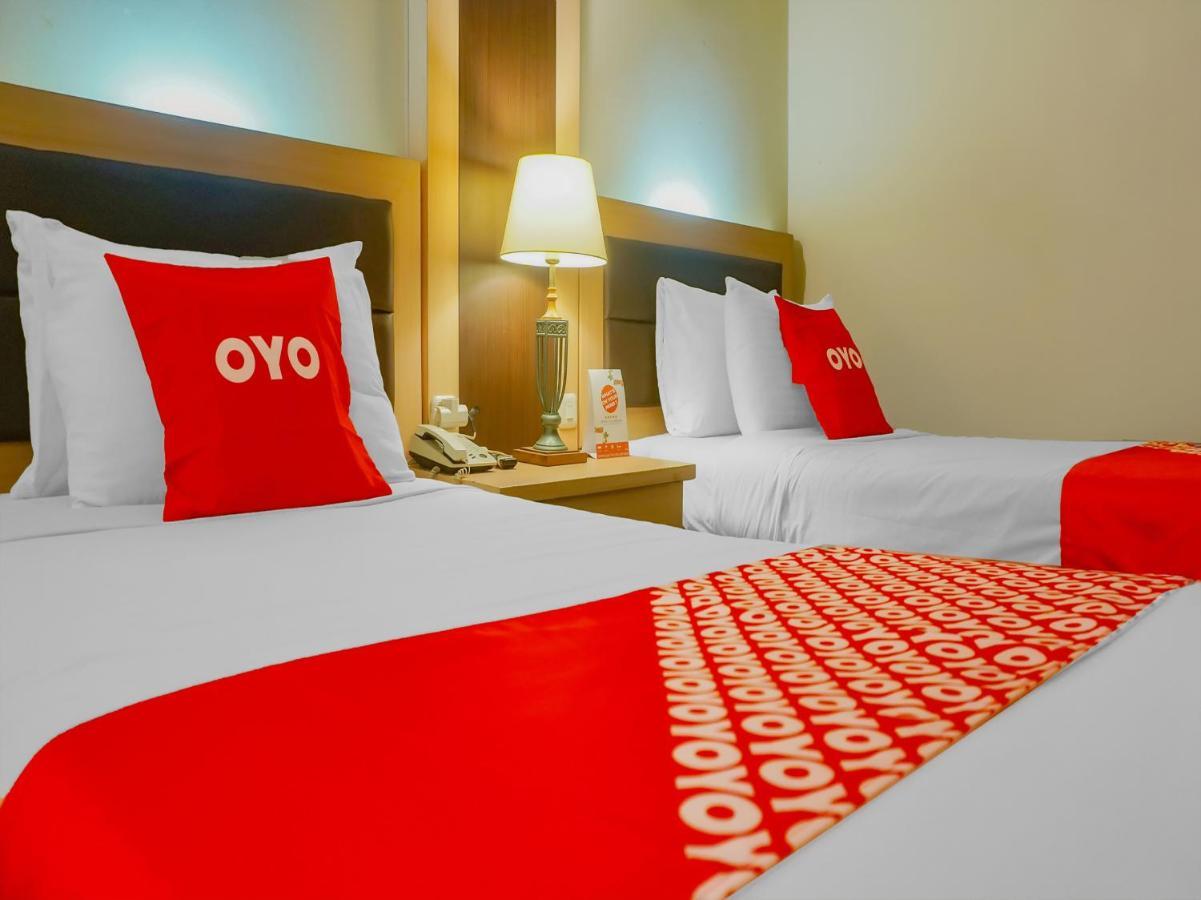 Oyo 3967 Hotel Pantai Wisata Makasar Zewnętrze zdjęcie